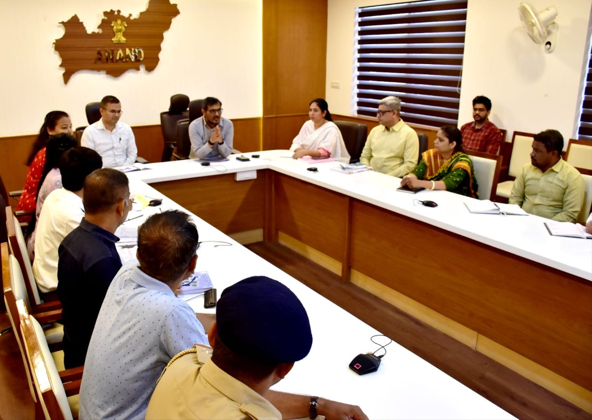 Collector and DM Anand tweet media