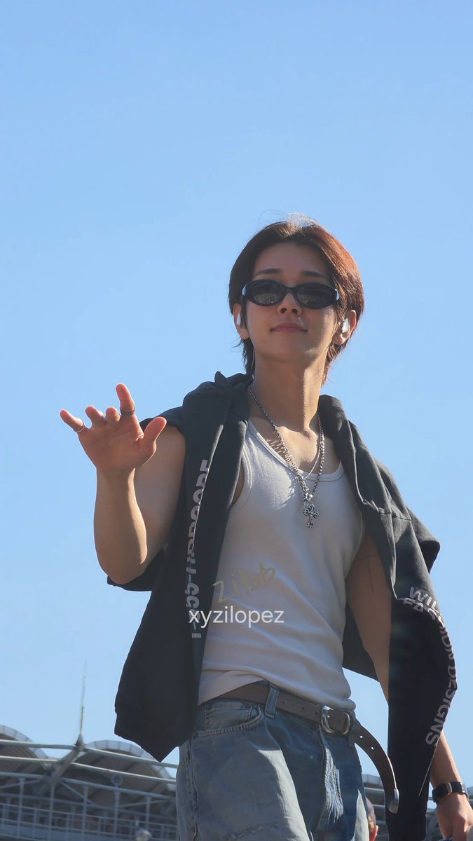 aki ☁️ tweet media