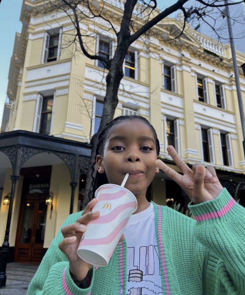 🧩Frontend {} Josh tweet media