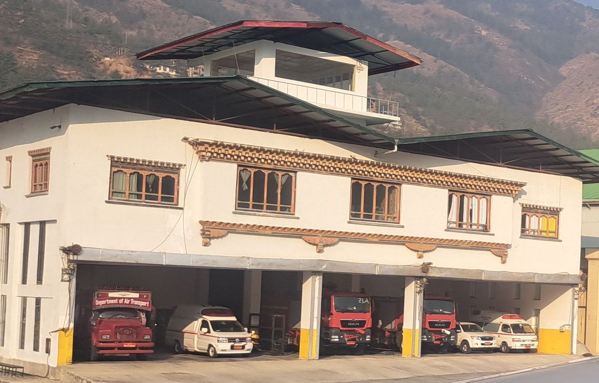 ろばくん tweet media