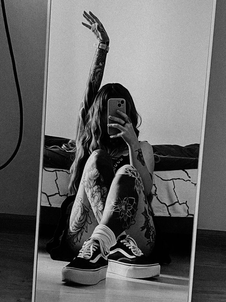 𝕽𝐚𝐯𝓮𝓷.̲ tweet media