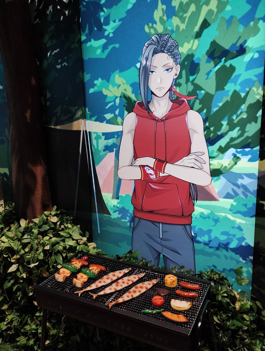 hiyodori_tf's tweet photo. 柑橘霧咲ちゃんとツイステ展いってきた～～♪♪めちゃくちゃ楽しかった😭😭😭😭各イベントの思い出が駆け巡りました……衣装展示よかった～～～立体物も多くて楽しかった♪そして私が一番レオナさんごっこのポーズ下手だった…… https://t.co/nGlR7HK9k9