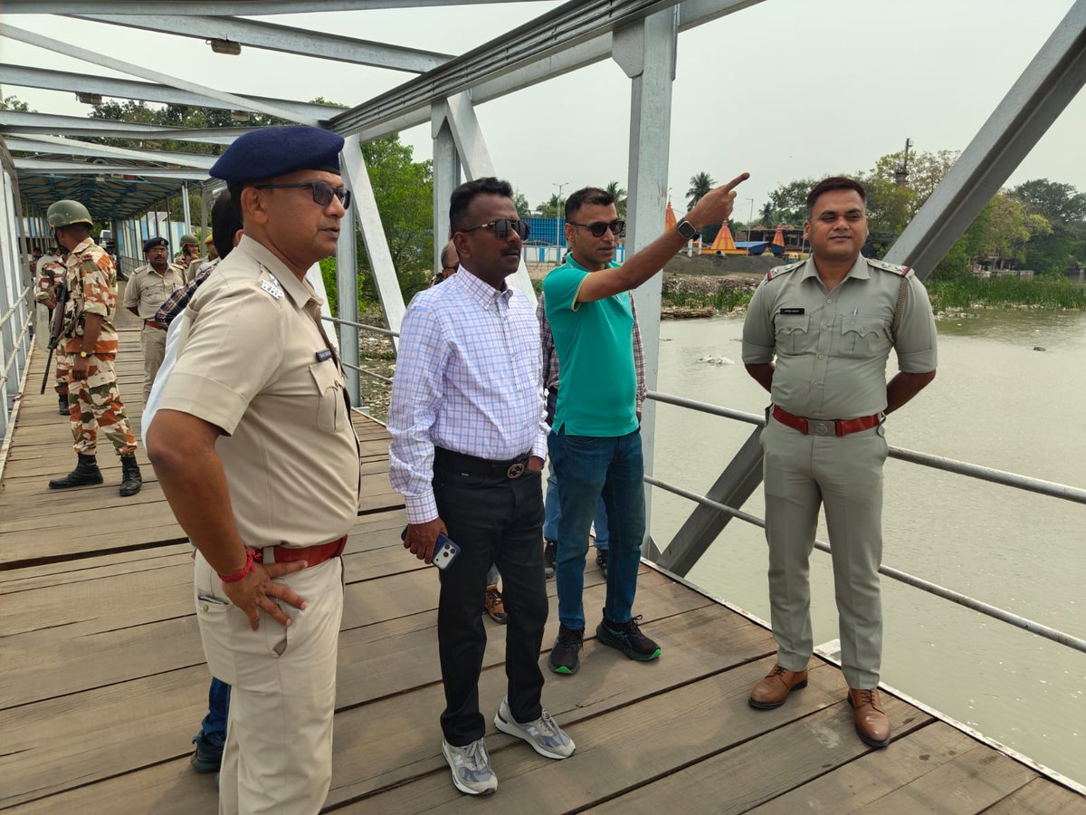 CEOWestBengal's tweet image. ECI Observer visiting the SST at Naka at 155 Maheshtala AC of South 24 Parganas district of West Bengal.
#WBLA #CBM #SST 
@ECISVEEP
@SpokespersonECI
@PIBKolkata
@airnews_kolkata
