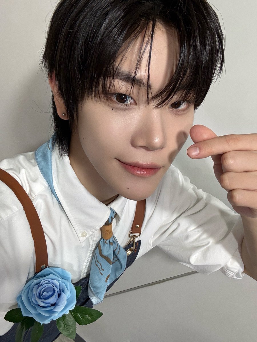 yeojuniekenshin's tweet photo. may you be happy forever and always, my yeojunie ♡ https://t.co/M75OHUUGfw