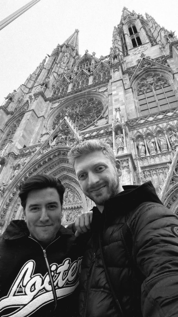 Logan Henderson NL tweet media