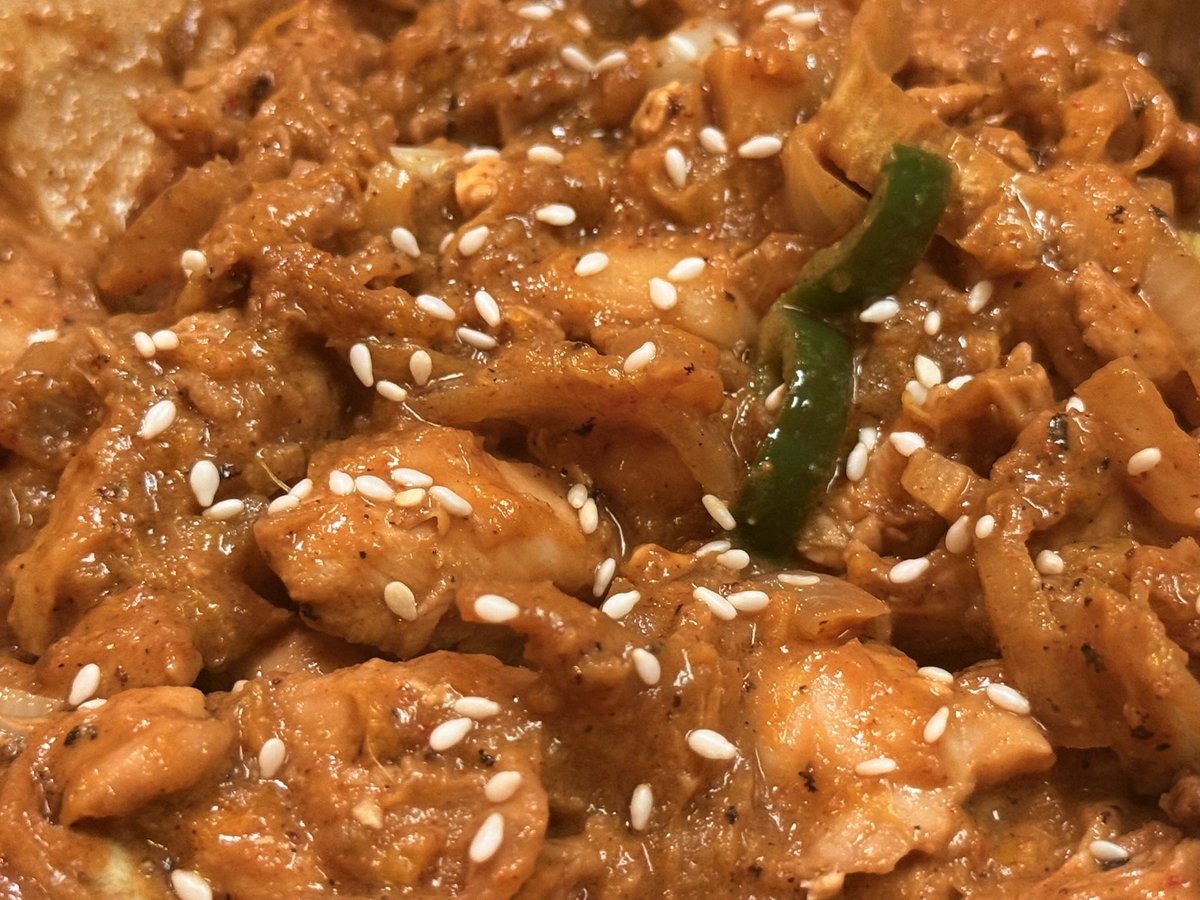 TenuousFlea tweet media