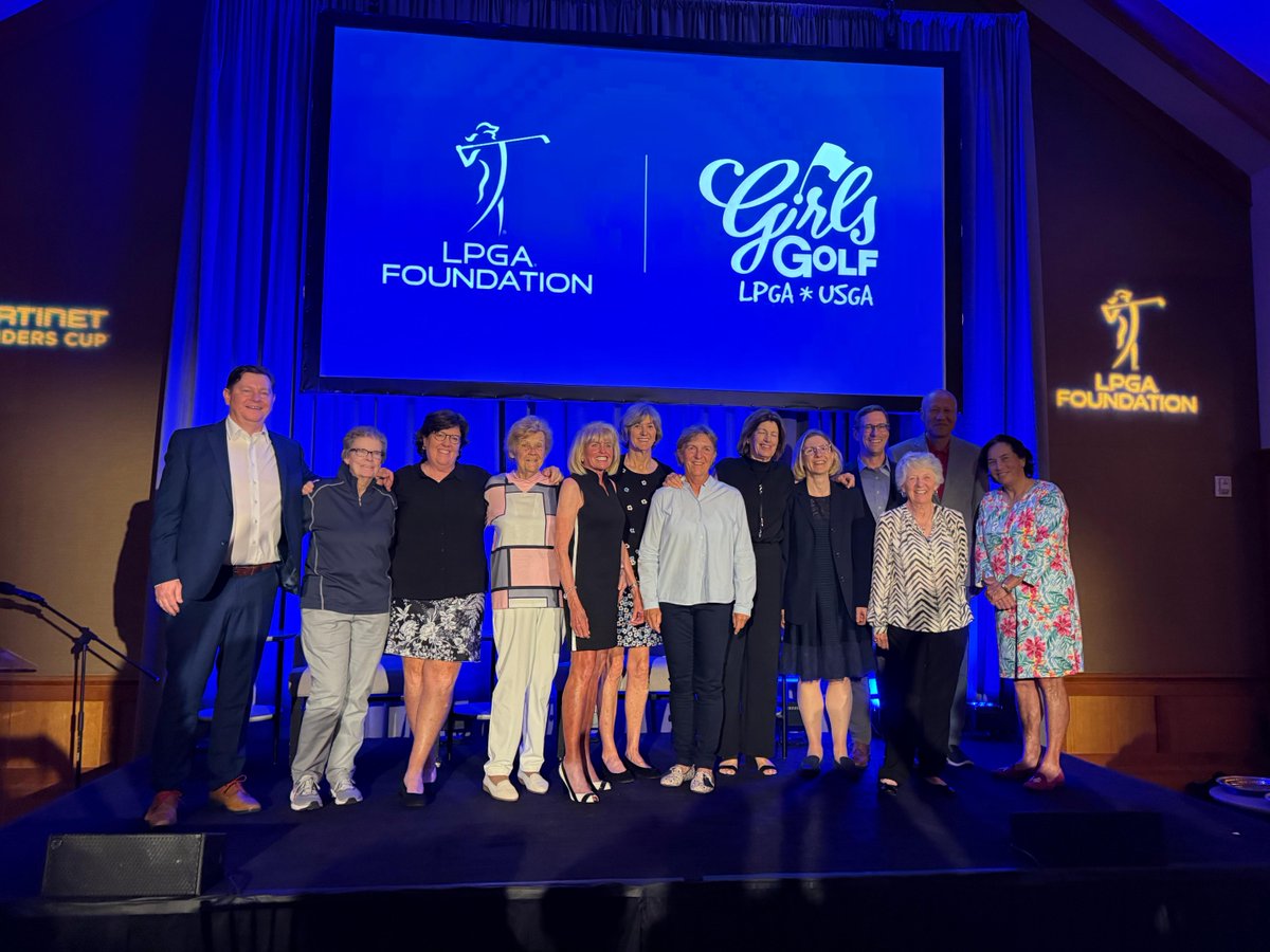 Fortinet's tweet image. We're proud to be part of the @LPGA Pioneer Dinner during Founders Cup week—an evening dedicated to honoring the trailblazers who have shaped women’s golf.

At #Fortinet, we believe in the power of leadership, resilience, and creating opportunities for future generations.

We’re