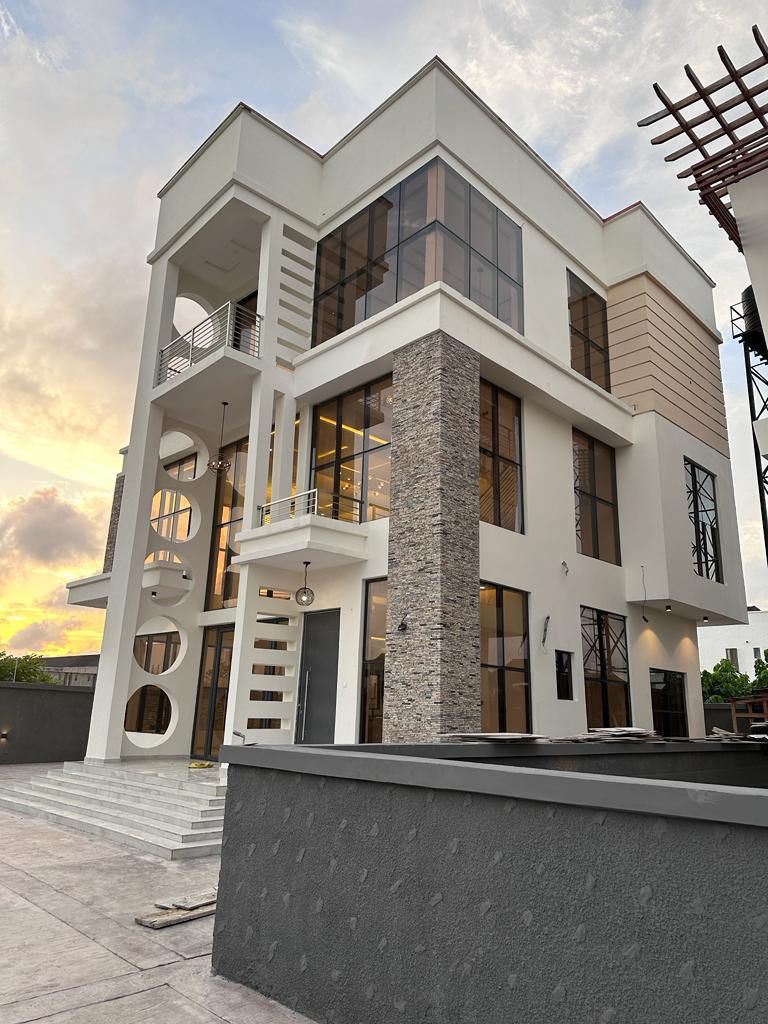 projson_tw's tweet photo. DIRECT SELLING!!!

5 BEDROOM FULLY DETACHED DUPLEX/BQ /SWIMMING POOL 

LOCATION: ORCHID LEKKI 📍📍

PRICE: 400M

#OrchidLekki#LekkiRealEstate#OrchidRoad#LagosRealEstate#LekkiPhase2#ChevronLekki https://t.co/ttlficIAhy