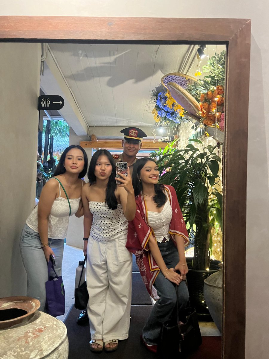 doubleuuᵕ̈ tweet media