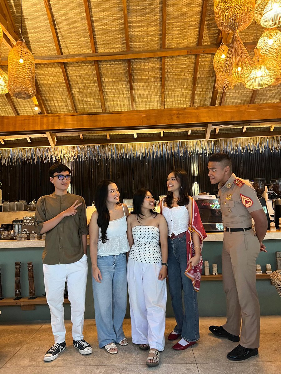 doubleuuᵕ̈ tweet media