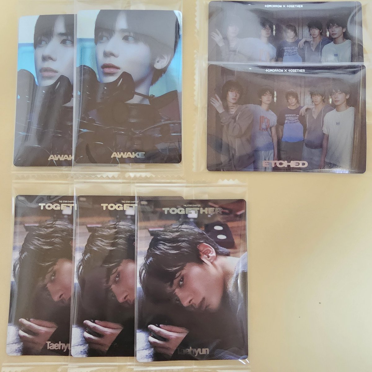 maru_moa_engene's tweet photo. 【交換】TXT ウエハース

譲）スビン、ヨンジュン、ボムギュ、
　　テヒョン、オール

求）ヒュニンカイ
(ソロ>STARLIGHT、AWAKE>ETCHED)

※郵送での交換希望です https://t.co/iZoP9VE2gE