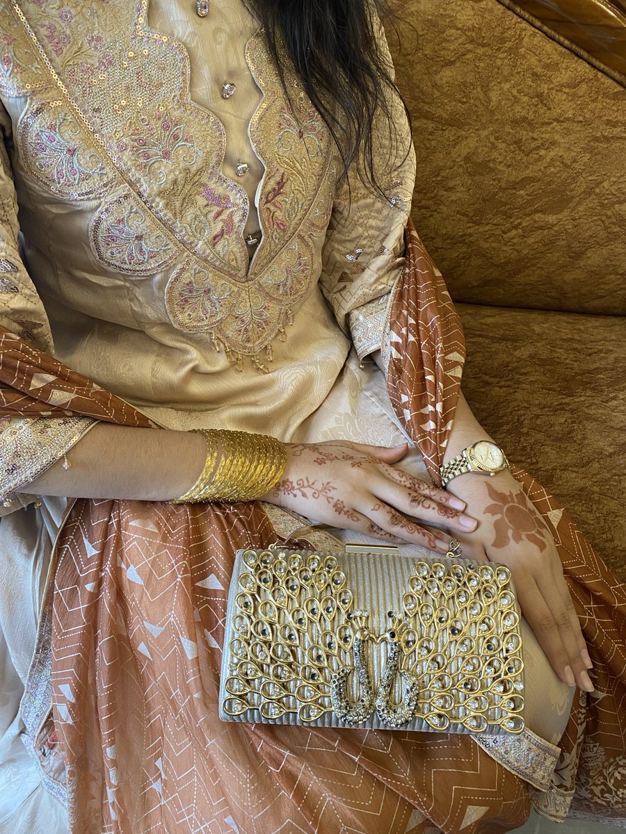 Orni 🍑 “Still Shining ” era tweet media