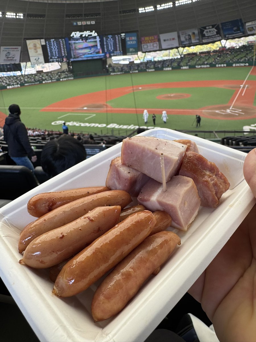 ししぼうや tweet media