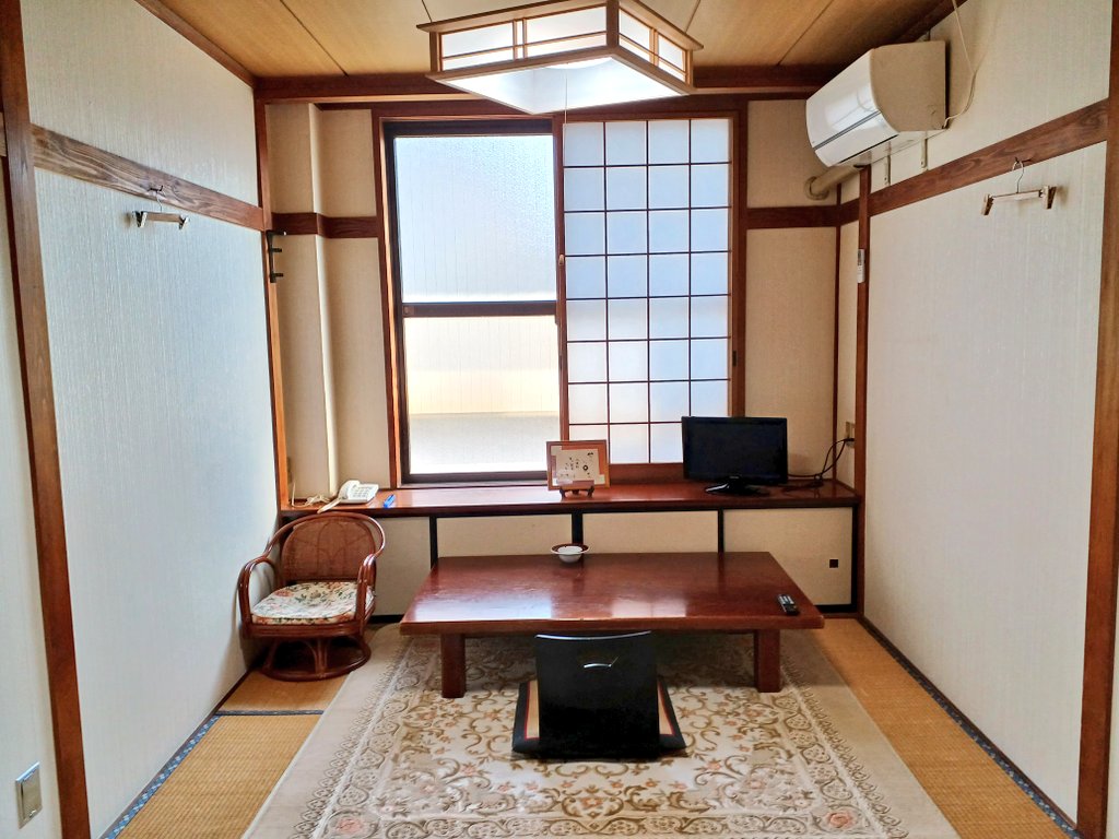 あらた tweet media