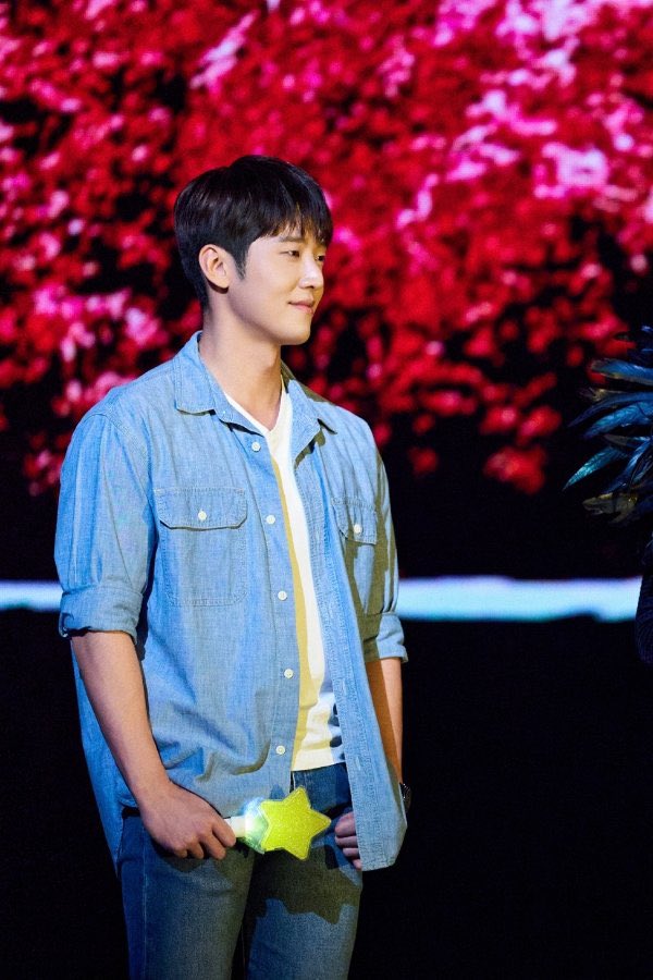 🥐뀨빵🍞 tweet media