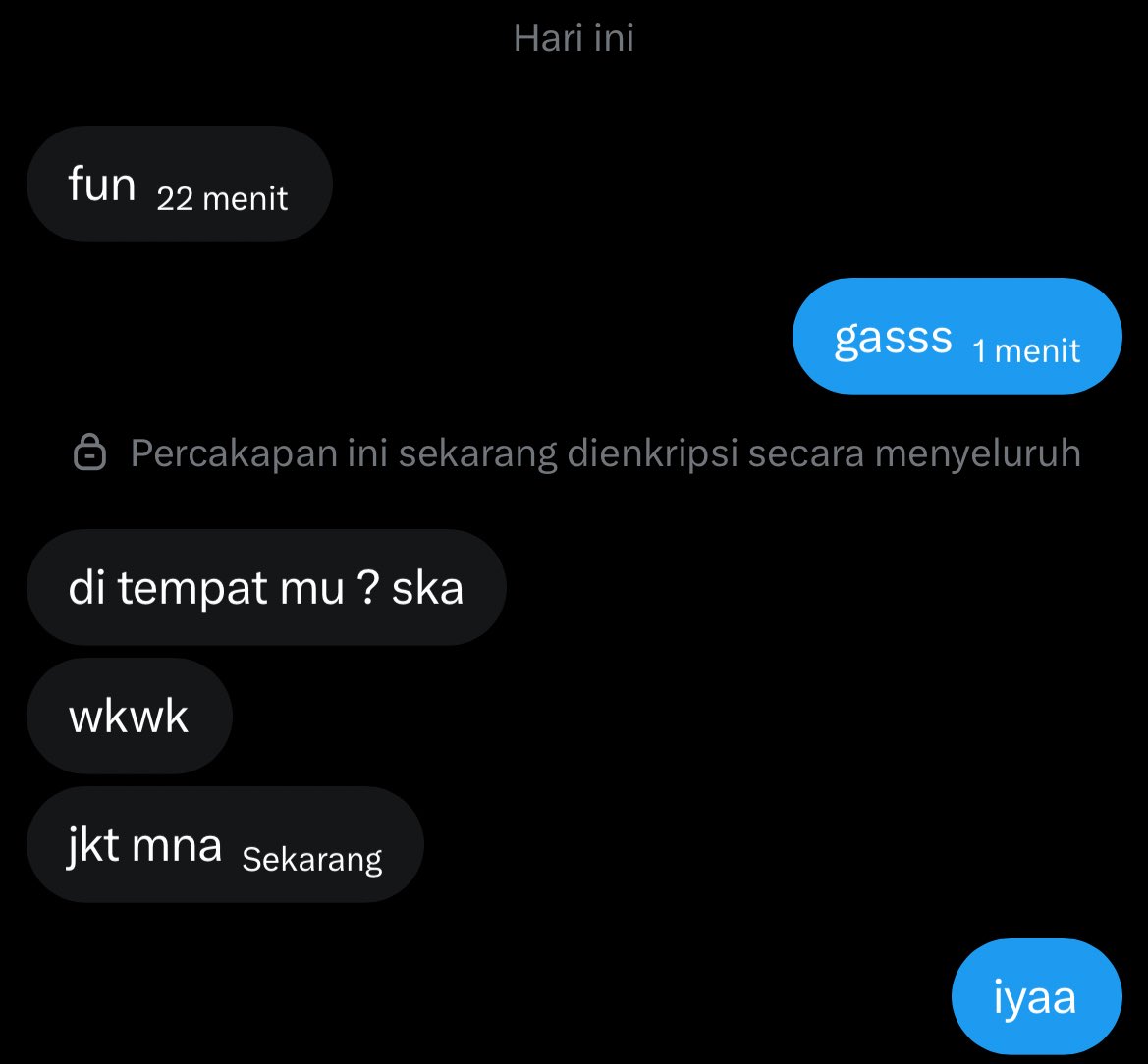 chiro ❨ tweet media