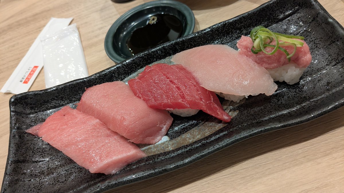 えじー tweet media