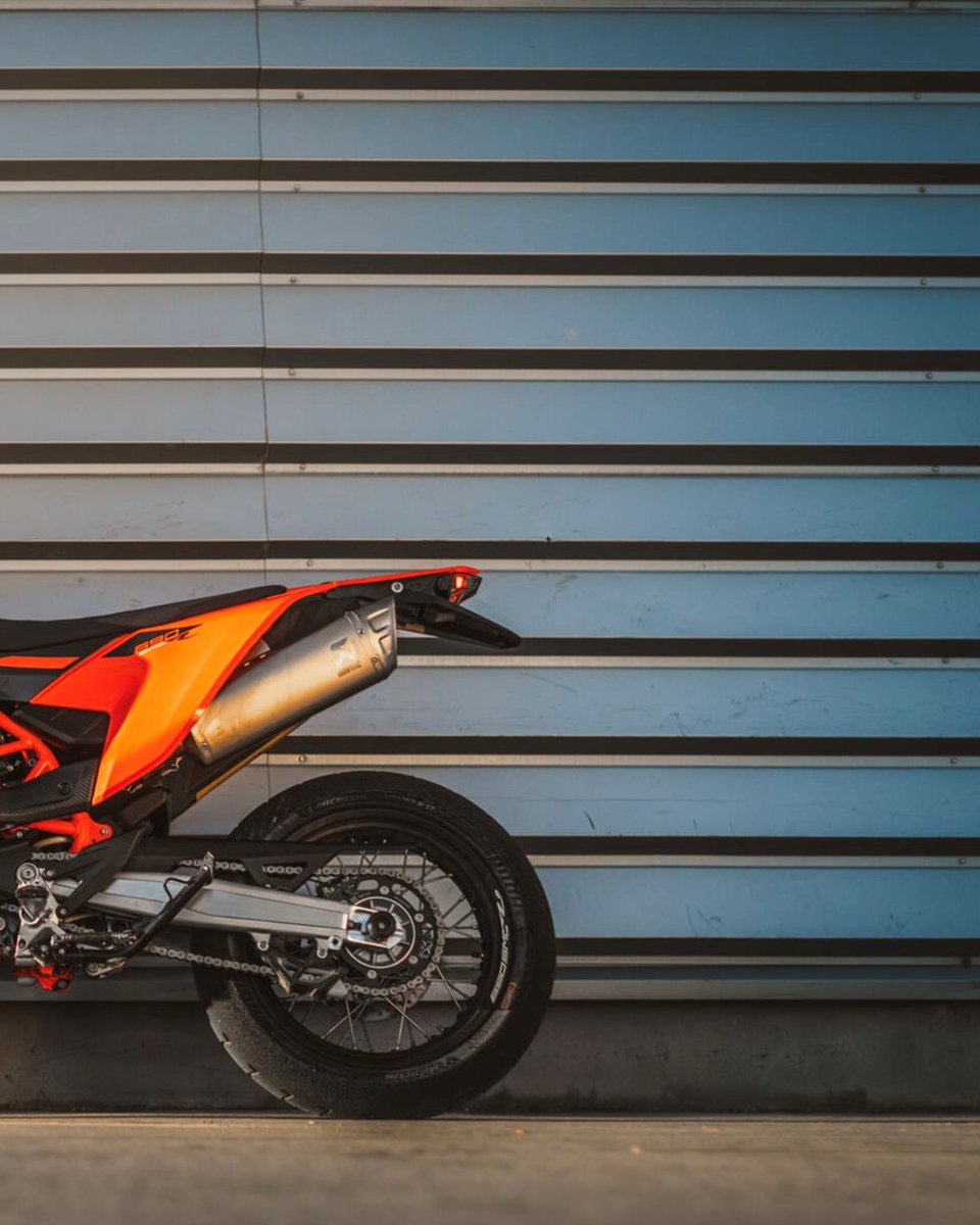 KTM UK Official tweet media