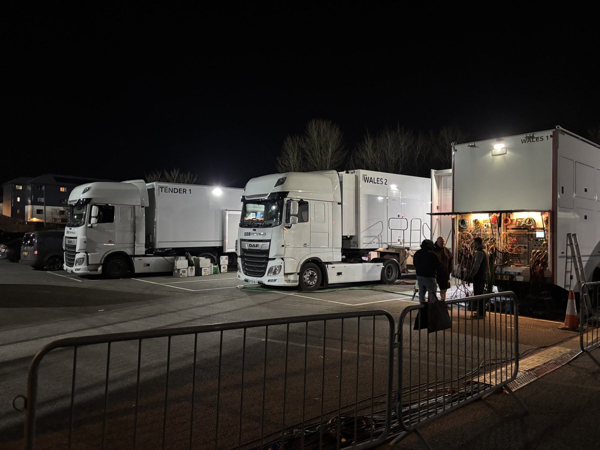 ianmtv's tweet image. After a busy 6N campaign and a political debate earlier in week its was back to URC coverage in Llanelli last night… maybe a bit of football next week ? #busytimes #greatcrew #wales1 #wales2