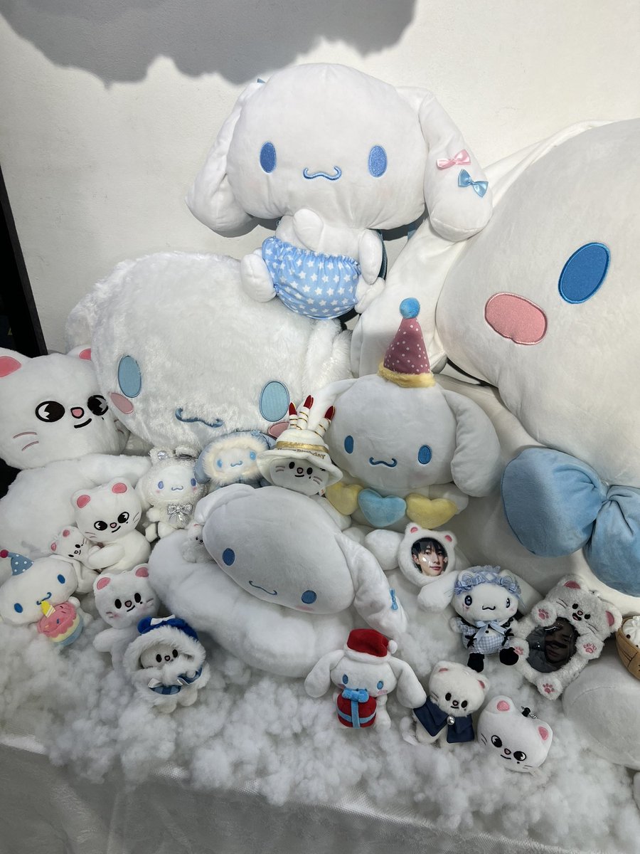 Alicewillow tweet media