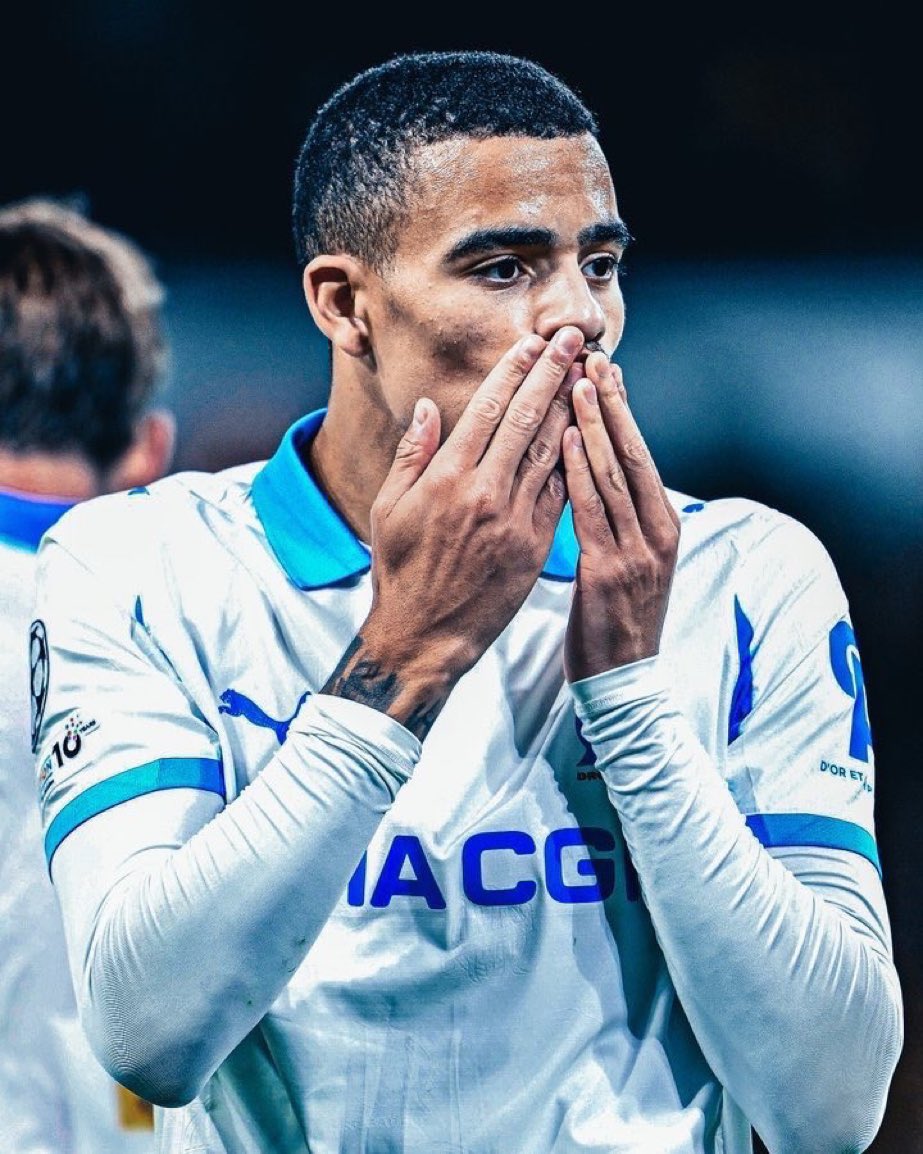 MAZI OF BARCELONA 💙❤️ tweet media