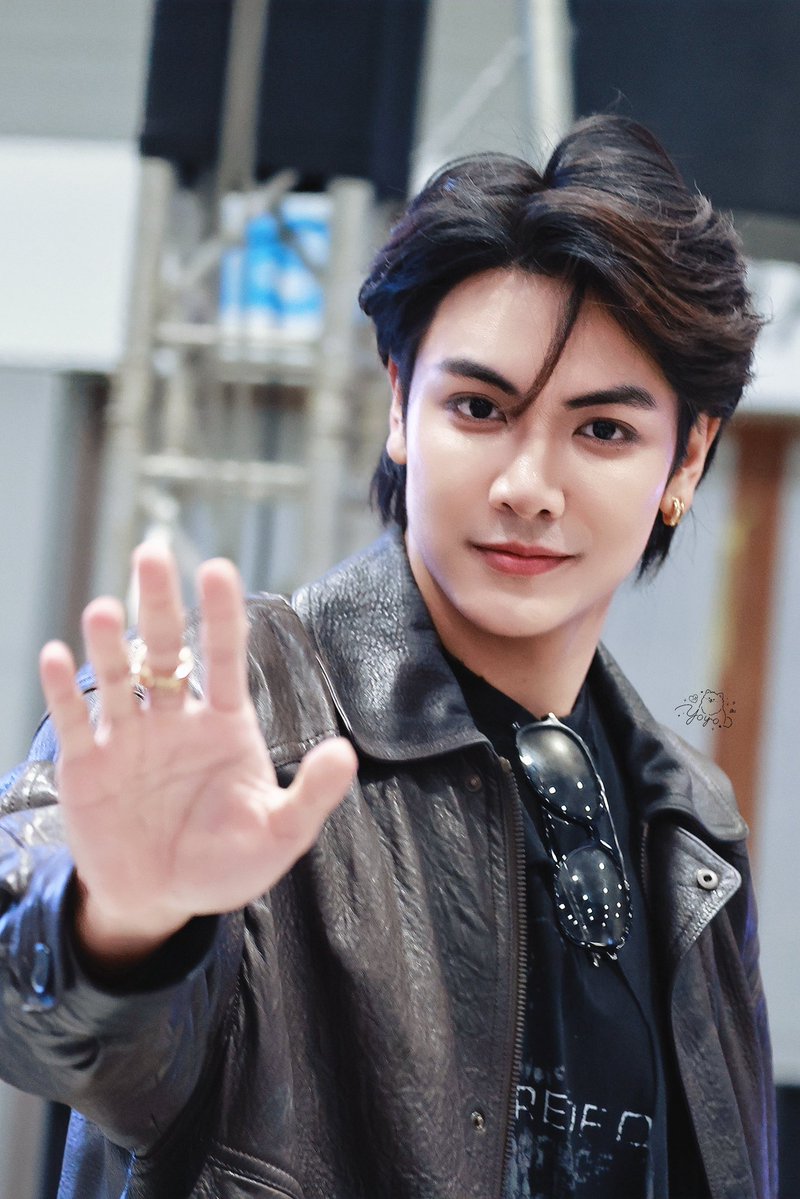 YoYoki_Han tweet media