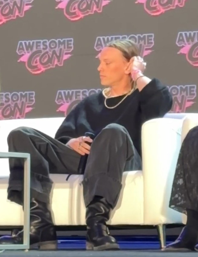 ᴊᴀᴍɪᴇ ᴄᴀᴍᴘʙᴇʟʟ ʙᴏᴡᴇʀ ᴀʀᴄʜɪᴠᴇ. tweet media