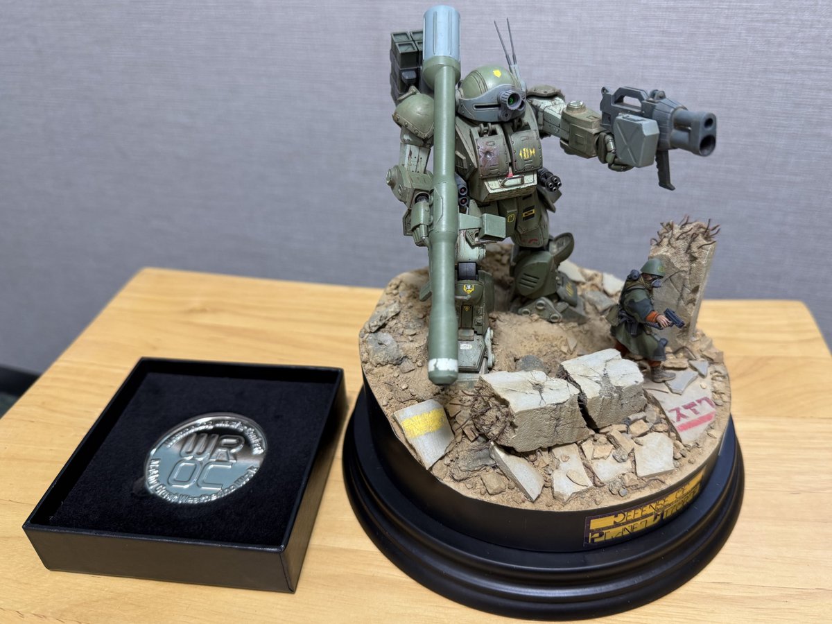 びーでざ tweet media