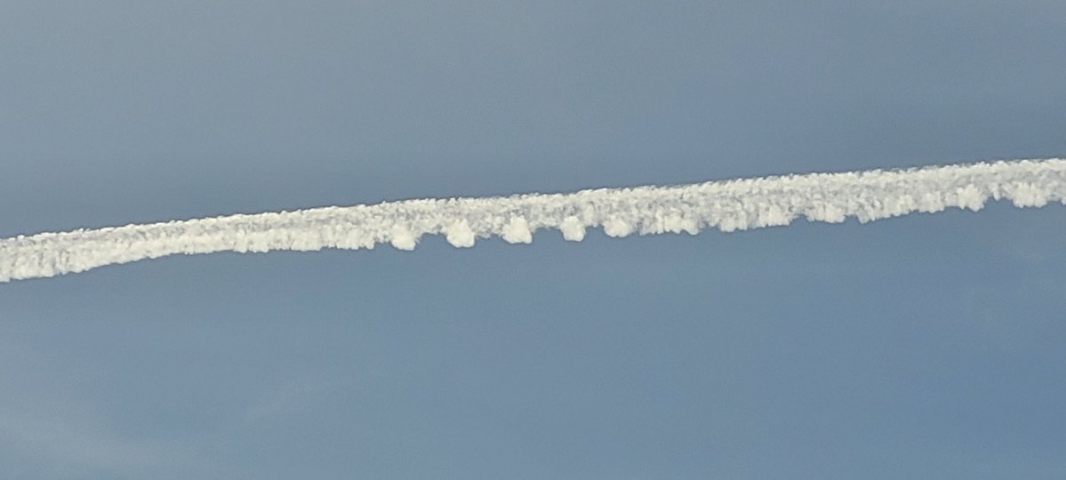 ANGRYNIC tweet media