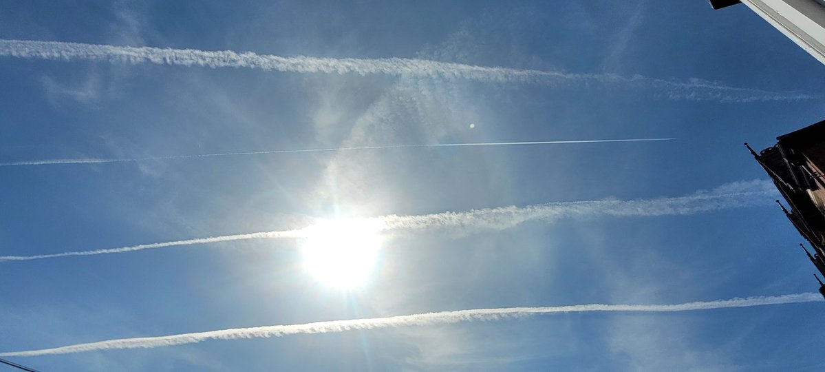 ANGRYNIC tweet media