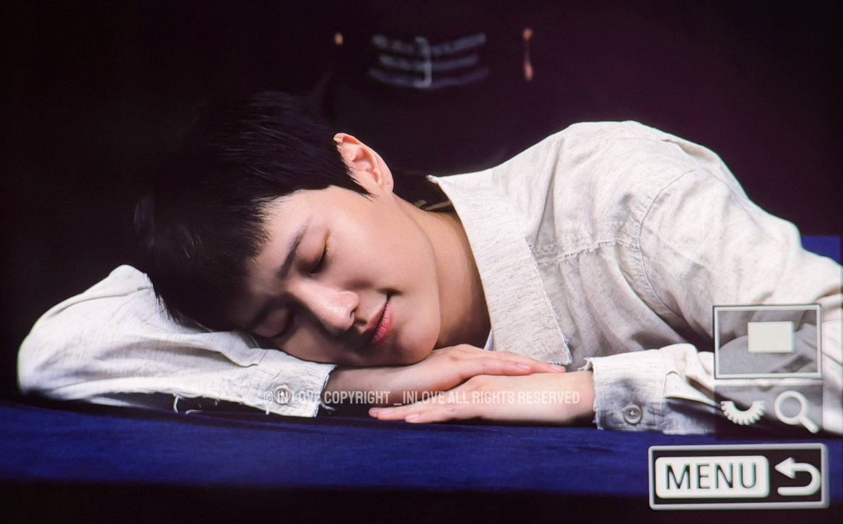 ɪɴ ʟᴏᴠᴇ tweet media