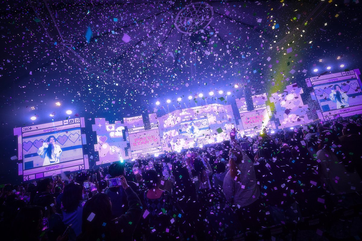 ILLIT official tweet media