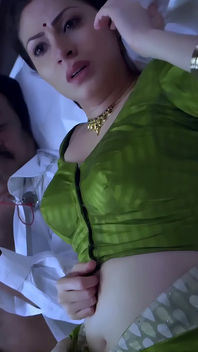 SouthSnap's tweet photo. Sada from "Torchlight" - Watch 4K Slow Motion Vertical Video Edit❤‍🔥 -    

>>>>https://t.co/RgdcePVecY 

#Sada #Sadaa #Sadaf #SadaaSayed #Torchlight #Srimathi21F #Sadahot #Actresshot #ActressEdits #VerticalVideo #Slowmotion #4K https://t.co/UHjplZnrbm