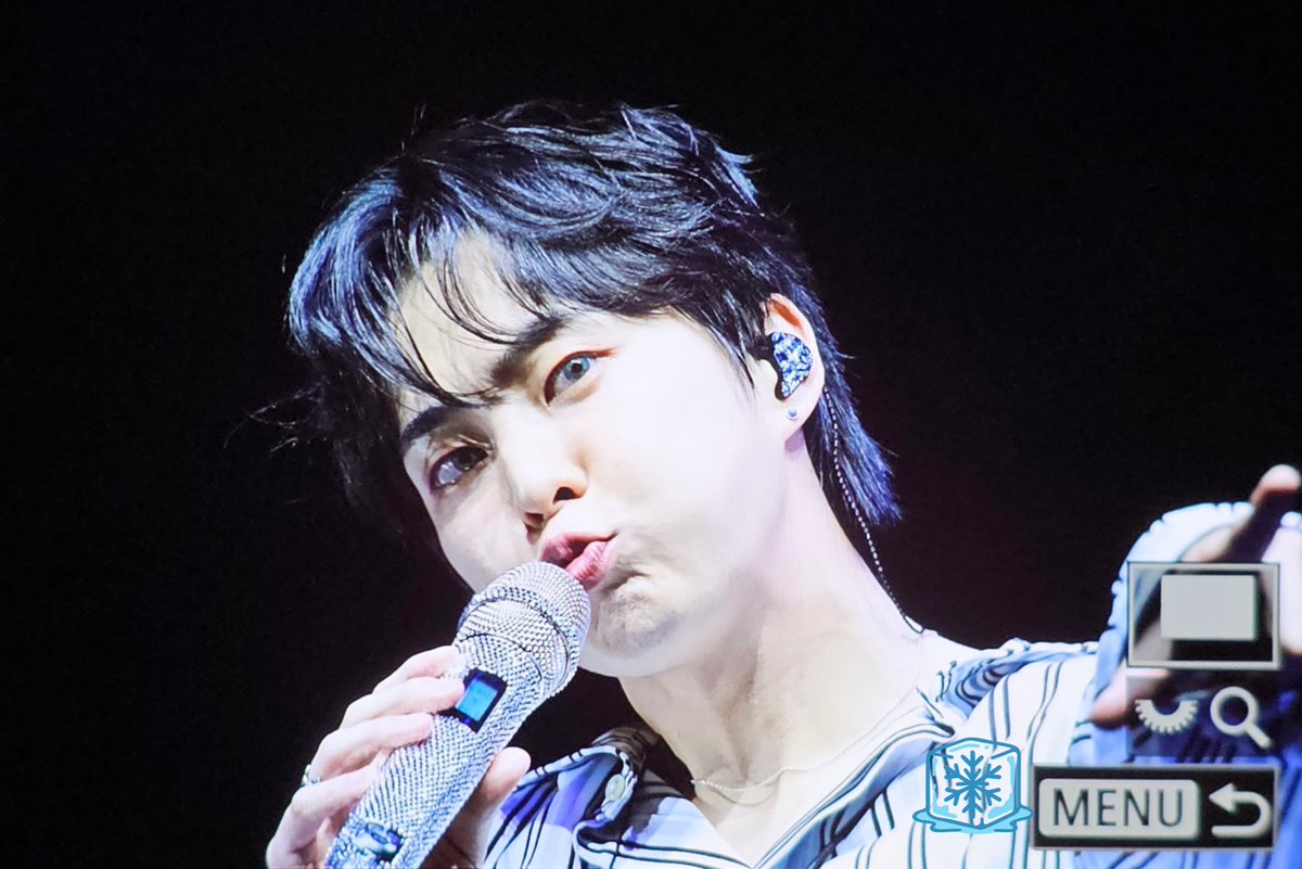 FrozenMoment326's tweet photo. 260321 슈밍항해단 1회차 preview

캡틴! 오늘 넘 잘생겼자너!

#XIUMIN #시우민 https://t.co/ZV4bPmI91p