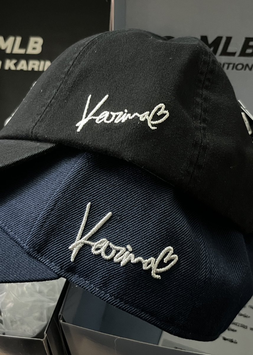 sk8erbluu's tweet photo. ออกสิบคอลก็ซื้อสิบคอลค้าบ😻🖤
#KARINAwithMLB https://t.co/RX4eSezMOY
