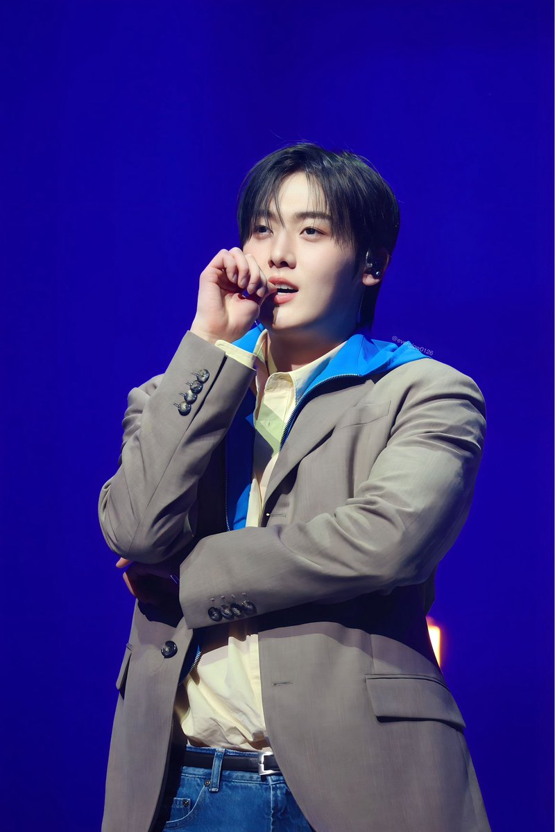 everglow for 彬 tweet media