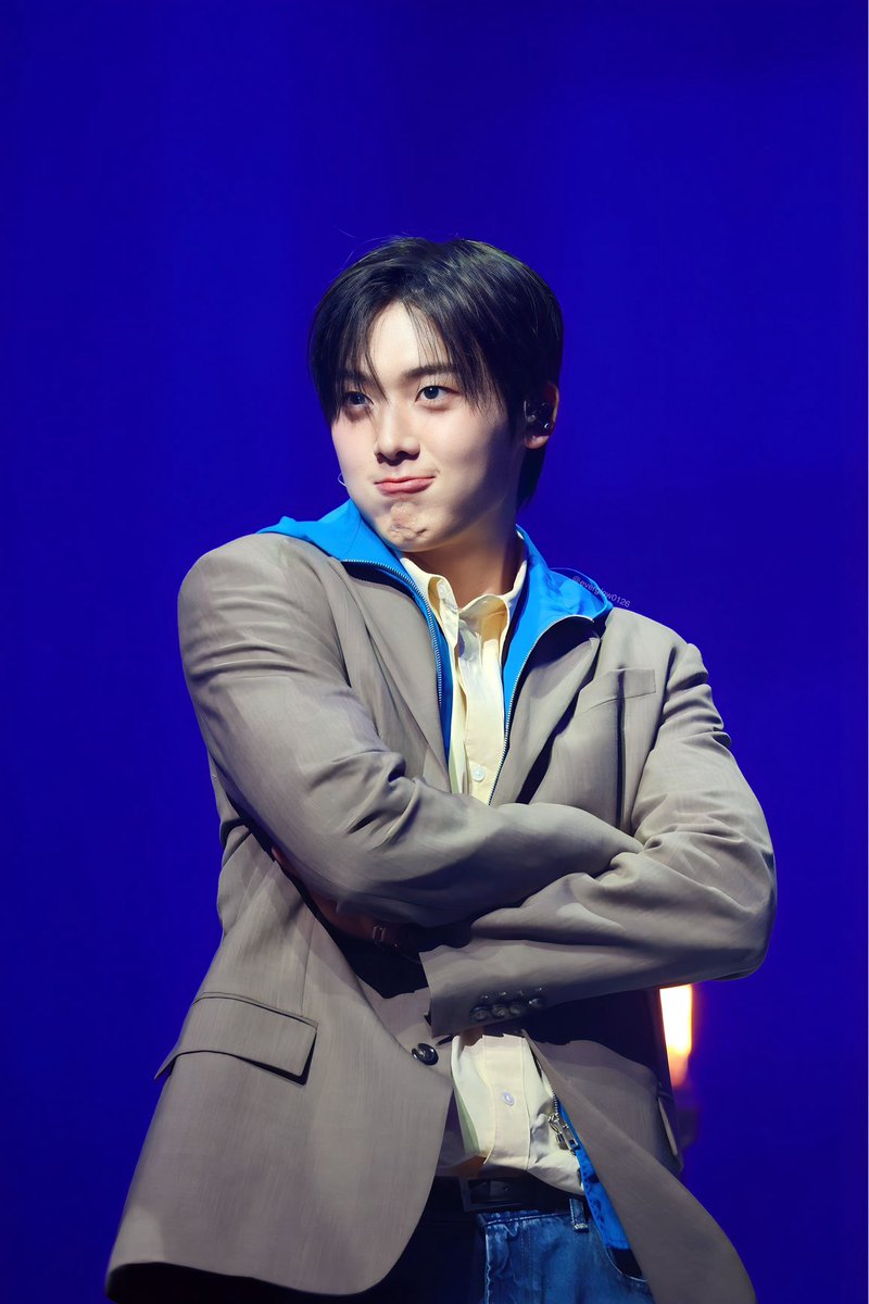 everglow for 彬 tweet media