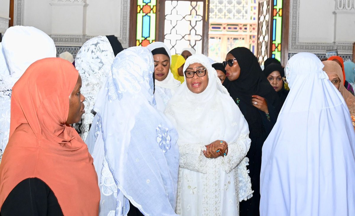 clickHabari tweet media