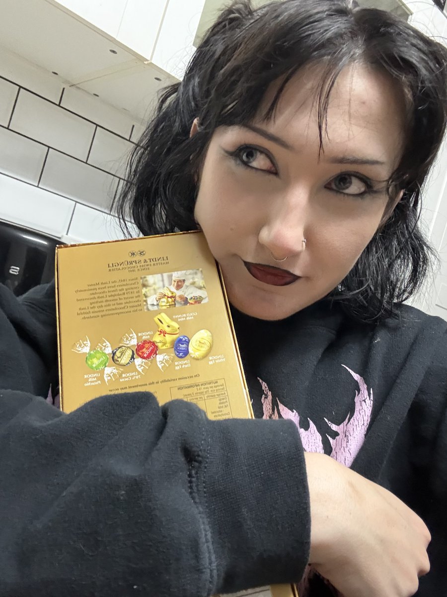 Princess Maeve II tweet media