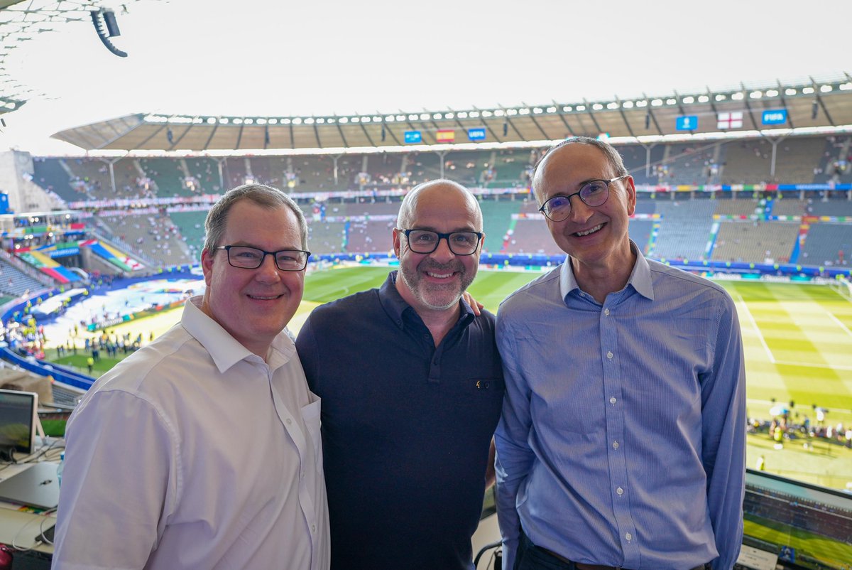 Ian Dennis tweet media