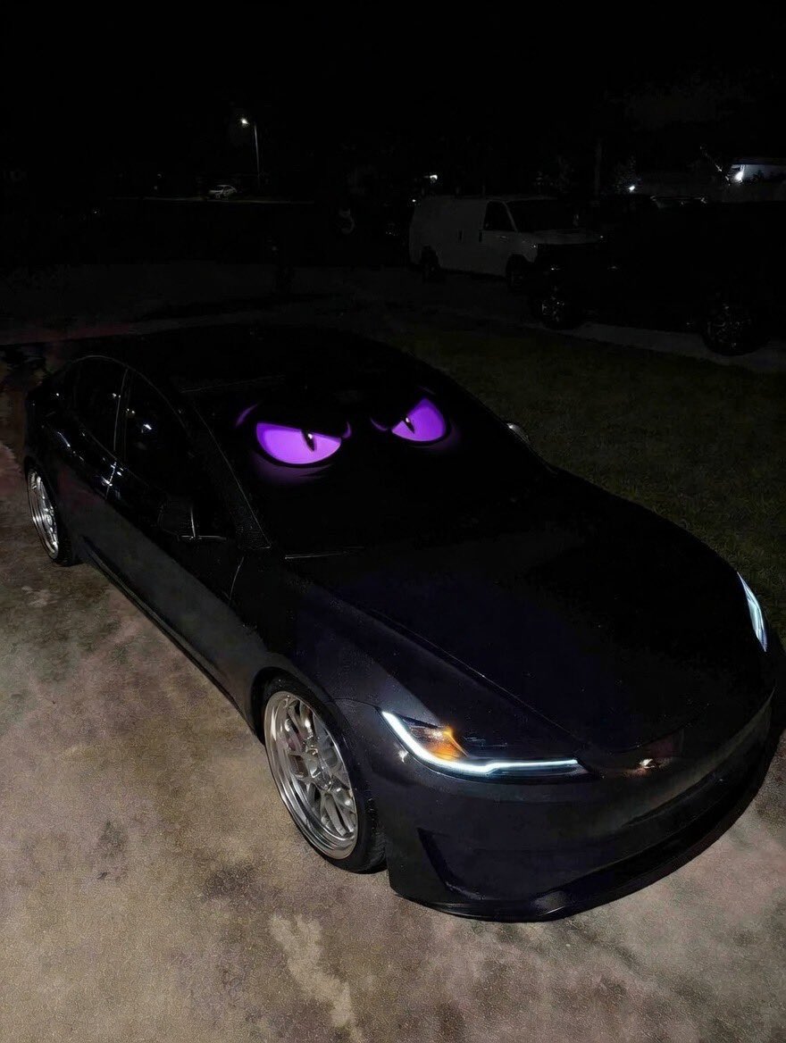 Bradley Labra tweet media