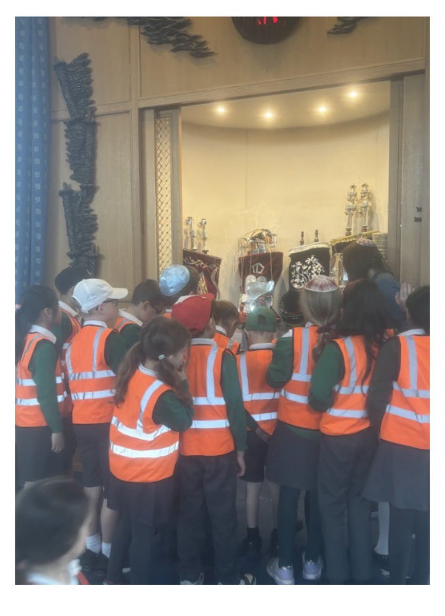 Hurst Park Primary Academy tweet media