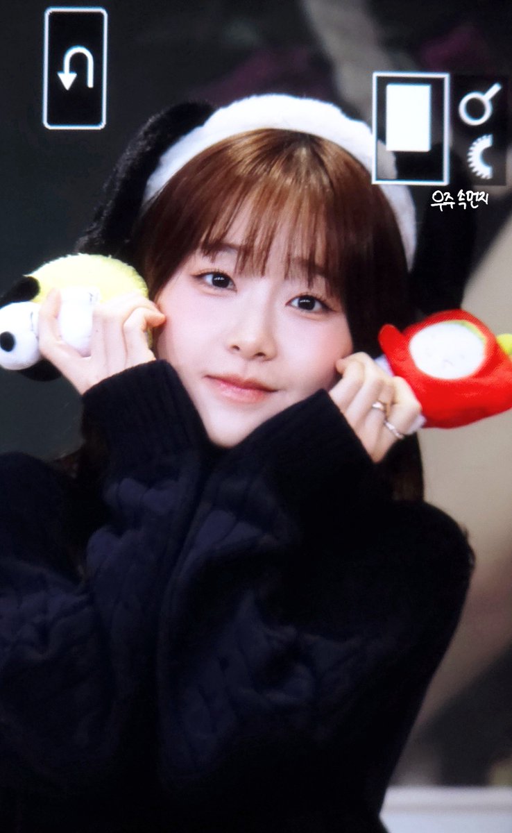 우주속먼지 tweet media