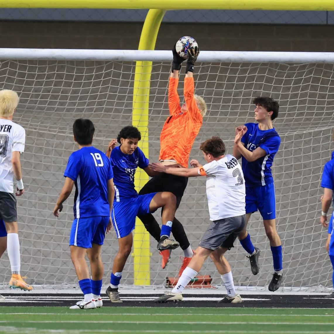 Max Pocsik tweet media