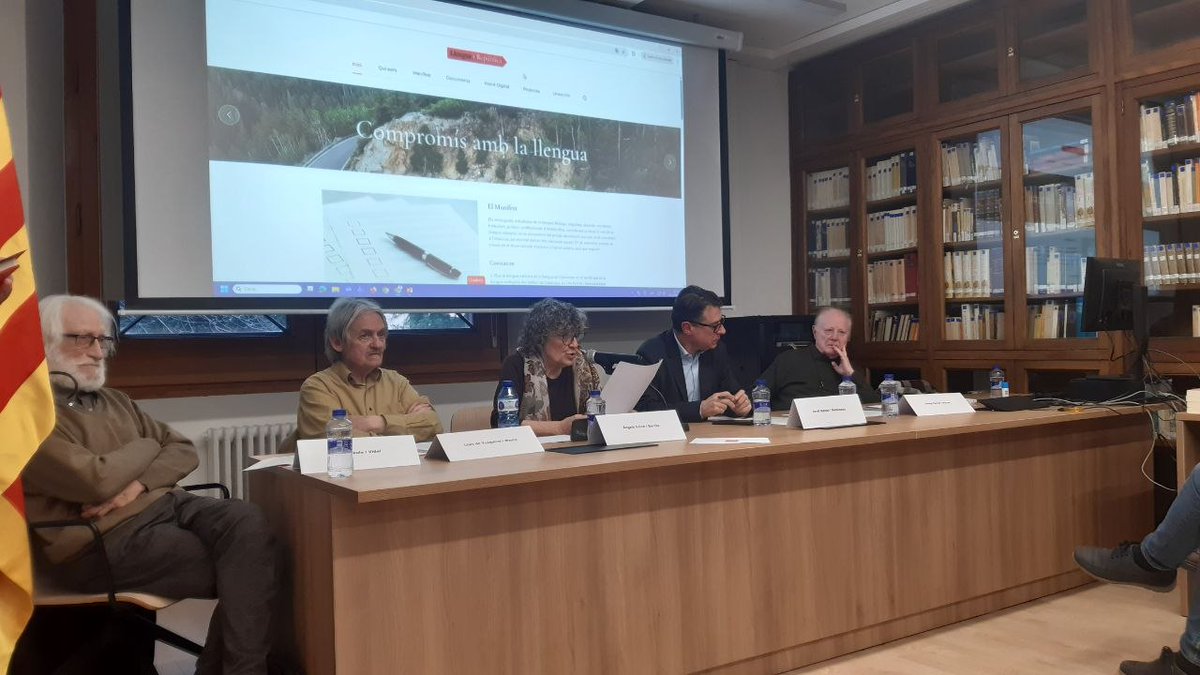 Llengua i República tweet media