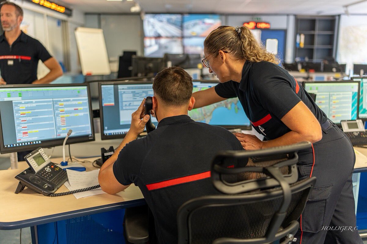 sdis_06's tweet image. 🚒 C'est le week-end… mais nous sommes toujours prêts à intervenir.

🚨 Parce qu’un appel d'urgence peut arriver à tout moment, nos équipes sont mobilisées 24h/24h.
___
📸C.HOLLIGER - SDIS06
#Noussommespompiers #pompiers06 #Engagement #weekendvibe