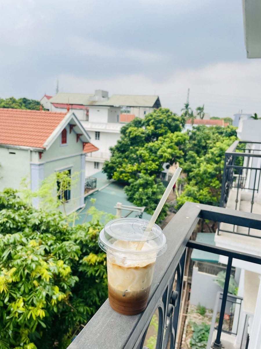 Salt coffee ☕️
A quiet little corner at home 🏠