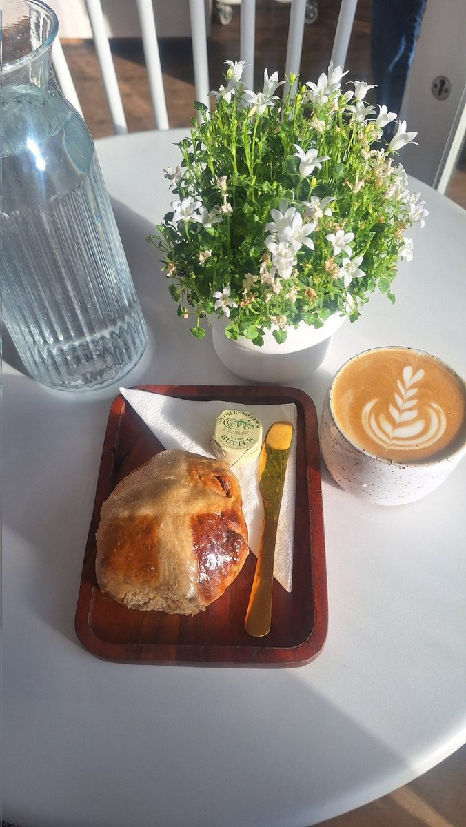 Miss Hot Pot tweet media