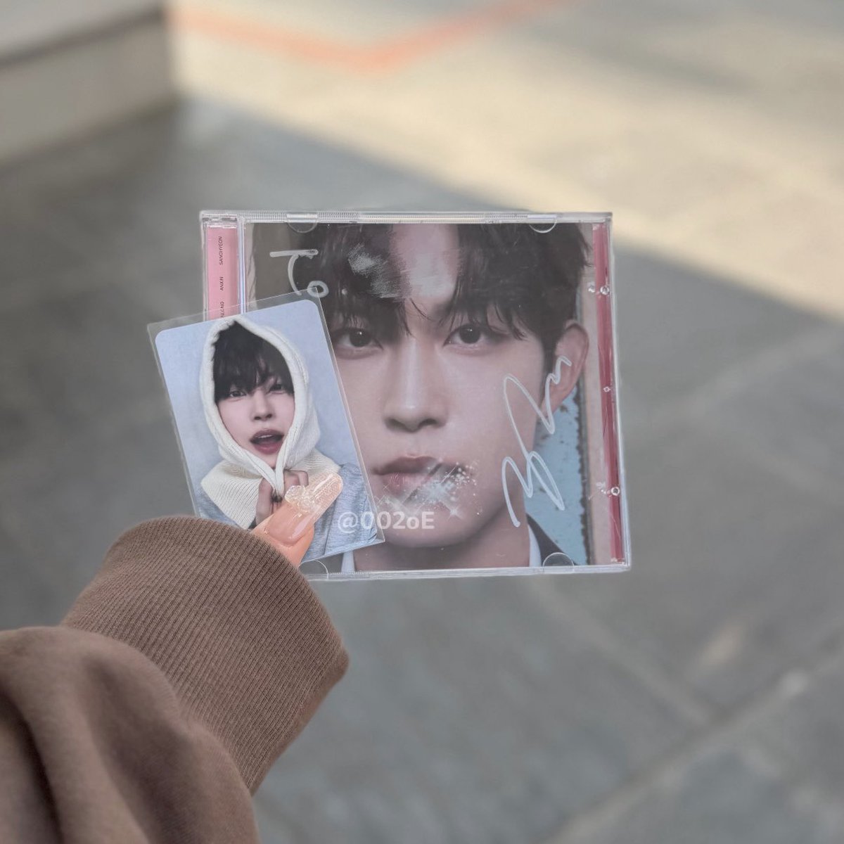  𝐄˚⋆୨୧ tweet media