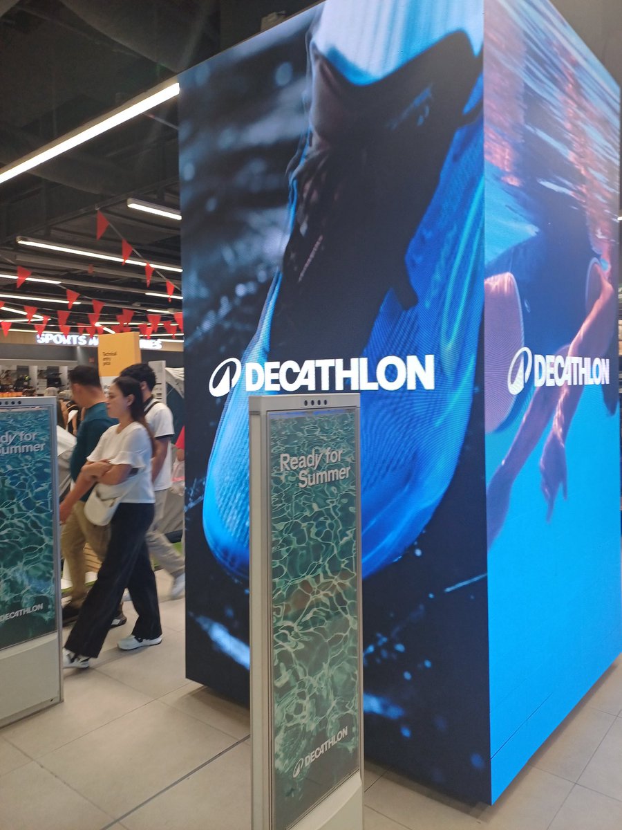 zed 💤 editor tweet media